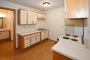 Aspen Apartments in Hudson, WI - Building Photo