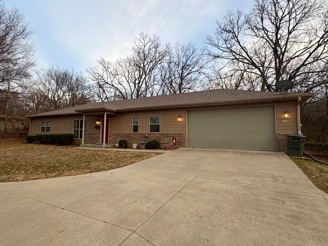 property at 1244 N Lewis Ave