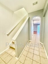 2043 Strathmill Dr in Clearwater, FL - Building Photo - Building Photo