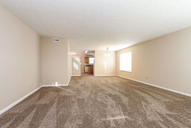 6919 N Karnes Dr in McCordsville, IN - Building Photo - Building Photo