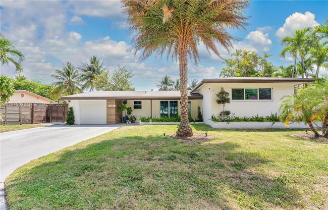 property at 4440 SW 28th Terrace