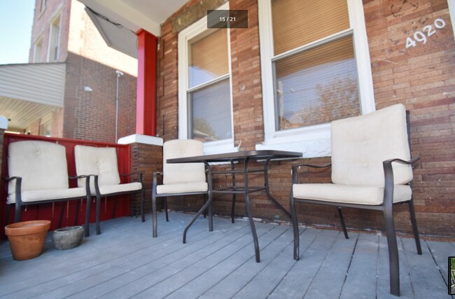 4920 Warrington Ave, Unit 2R photo'