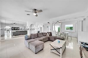 5451 NE 22nd Ave in Fort Lauderdale, FL - Building Photo - Building Photo