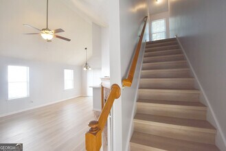 402 Sherrels Ford in Peachtree City, GA - Building Photo - Building Photo