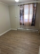 74 Dehnhoff Ave in Freeport, NY - Building Photo - Building Photo