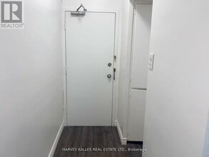 1582 Bathurst St in Toronto, ON - Building Photo - Building Photo