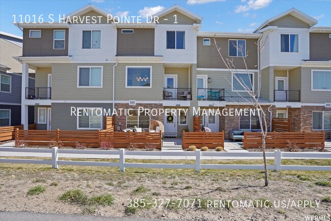 property at 11016 Harvest Pointe Dr