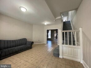 5748 N 7th St in Philadelphia, PA - Building Photo - Building Photo