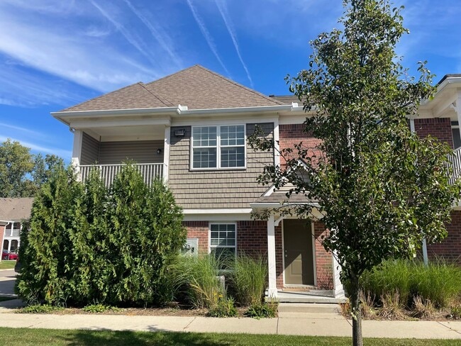 54253 Calusa Dr in Shelby Township, MI - Building Photo - Building Photo