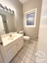 842 N Wood St, Unit 2 in Chicago, IL - Building Photo - Building Photo