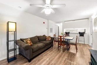 4000 SW 23rd St in Gainesville, FL - Building Photo - Building Photo