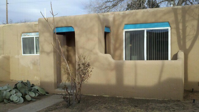 3434 Smith Ave SE in Albuquerque, NM - Building Photo - Building Photo