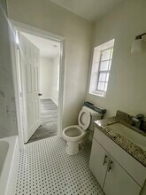 1630 NW 35th St, Unit 1 in Miami, FL - Building Photo - Building Photo