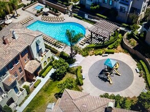 658 Hatfield Dr in San Marcos, CA - Building Photo - Building Photo