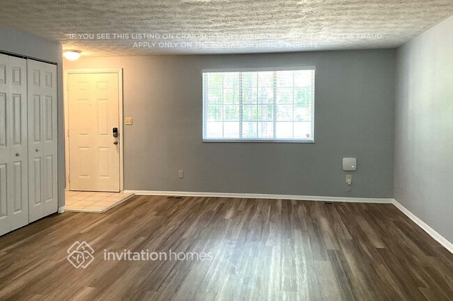 4669 S Landing Dr in Marietta, GA - Foto de edificio - Building Photo