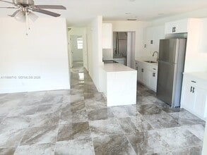 812 SW 13th St in Fort Lauderdale, FL - Building Photo - Building Photo