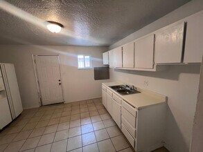 3413 Ross Ave SE in Albuquerque, NM - Building Photo - Building Photo