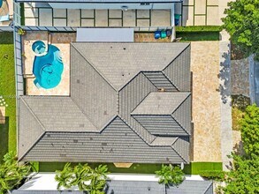 14813 NW 87th Pl in Hialeah, FL - Building Photo - Building Photo