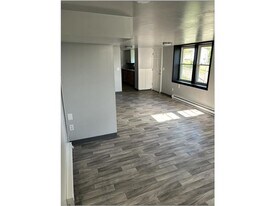 542 Hazel St N in St. Paul, MN - Building Photo