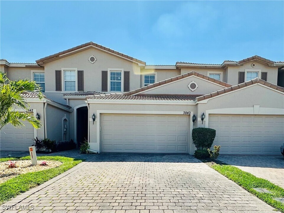 3840 Cherrybrook Loop in Ft. Myers, FL - Building Photo