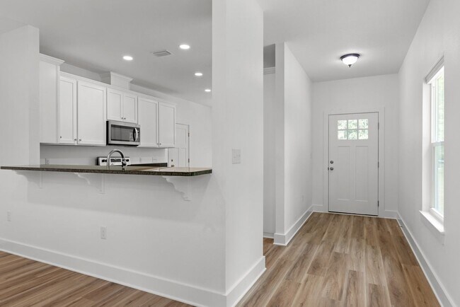 3278 Bernath Dr in Milton, FL - Building Photo - Building Photo