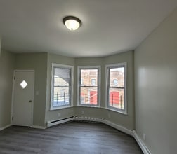 666 Grove St, Unit 2R in Irvington, NJ - Foto de edificio - Building Photo