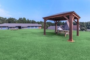 The Reserve at Opelika in Opelika, AL - Building Photo
