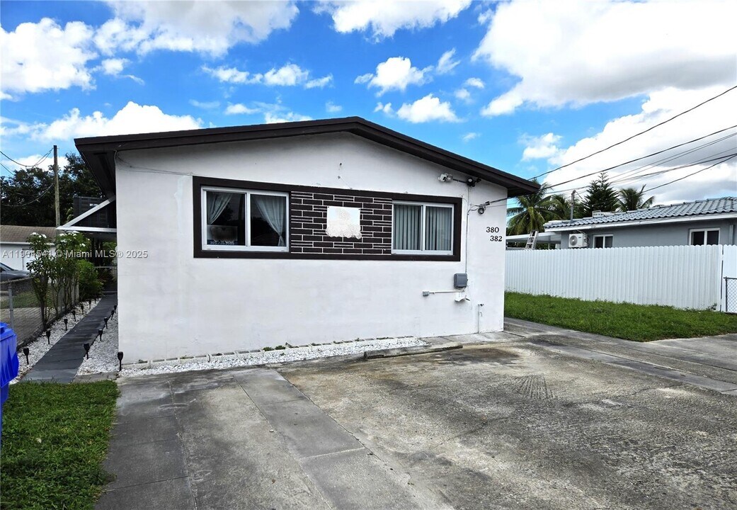 380 Tamiami Canal Rd in Miami, FL - Building Photo