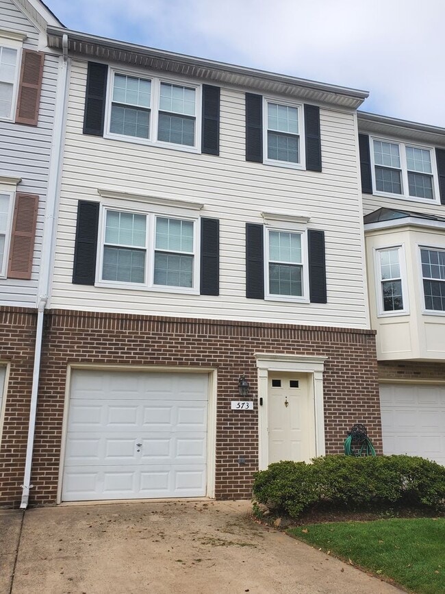 property at 573 Highland Towne Ln