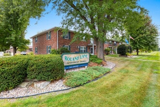 Roland Lane Apartments in Green Bay, WI - Foto de edificio - Building Photo