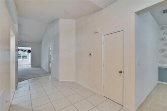 1034 McDaniel St in Sun City Center, FL - Building Photo - Building Photo