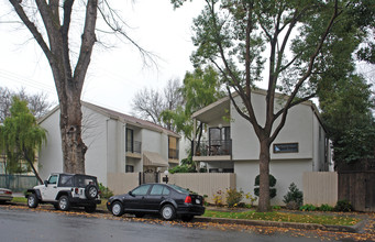 Quail Court in Sacramento, CA - Building Photo - Building Photo