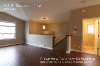 328 Mt Sundance Rd W in Lethbridge, AB - Building Photo - Building Photo