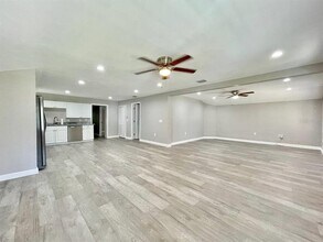 7108 S Mascotte St in Tampa, FL - Building Photo - Building Photo