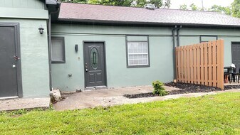 115 Old Bridge Rd in Harpers Ferry, WV - Building Photo