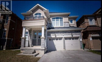 32 Nightjar Dr in Brampton, ON - Building Photo