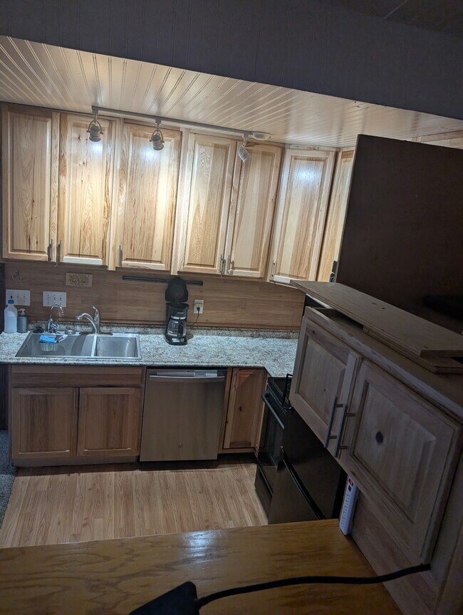 411 W Chipeta Ave, Unit Apartment in Grand Junction, CO - Foto de edificio - Building Photo