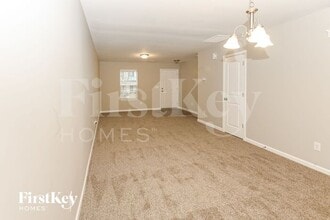 5727 Natick Dr in Charlotte, NC - Building Photo - Building Photo