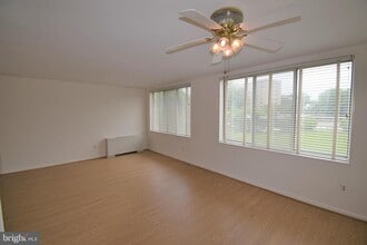 6641 Wakefield Dr in Alexandria, VA - Building Photo - Building Photo