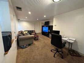 108 Gainsborough St in Boston, MA - Building Photo