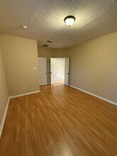 22031 Falvel Dr in Spring, TX - Building Photo - Building Photo