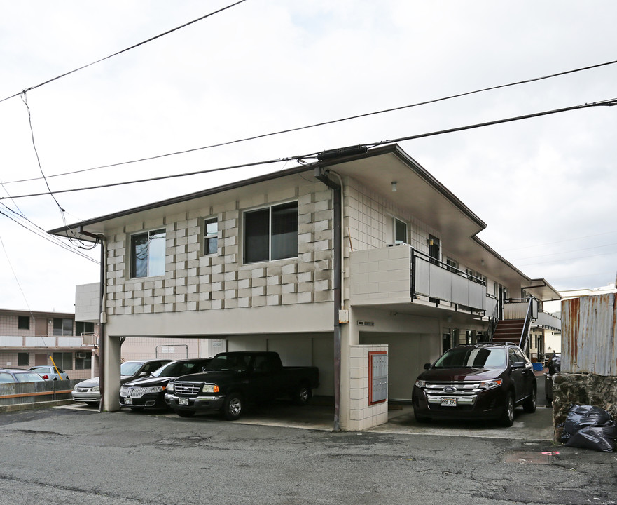 1725 Kaluhikai Ln in Honolulu, HI - Building Photo