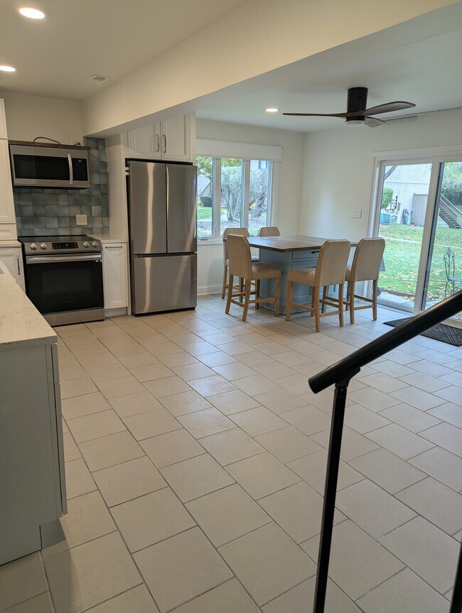 32 Montego Colony in Fox Lake, IL - Building Photo - Building Photo