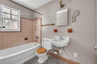 728 N Summerlin Ave-Unit -A in Orlando, FL - Building Photo - Building Photo