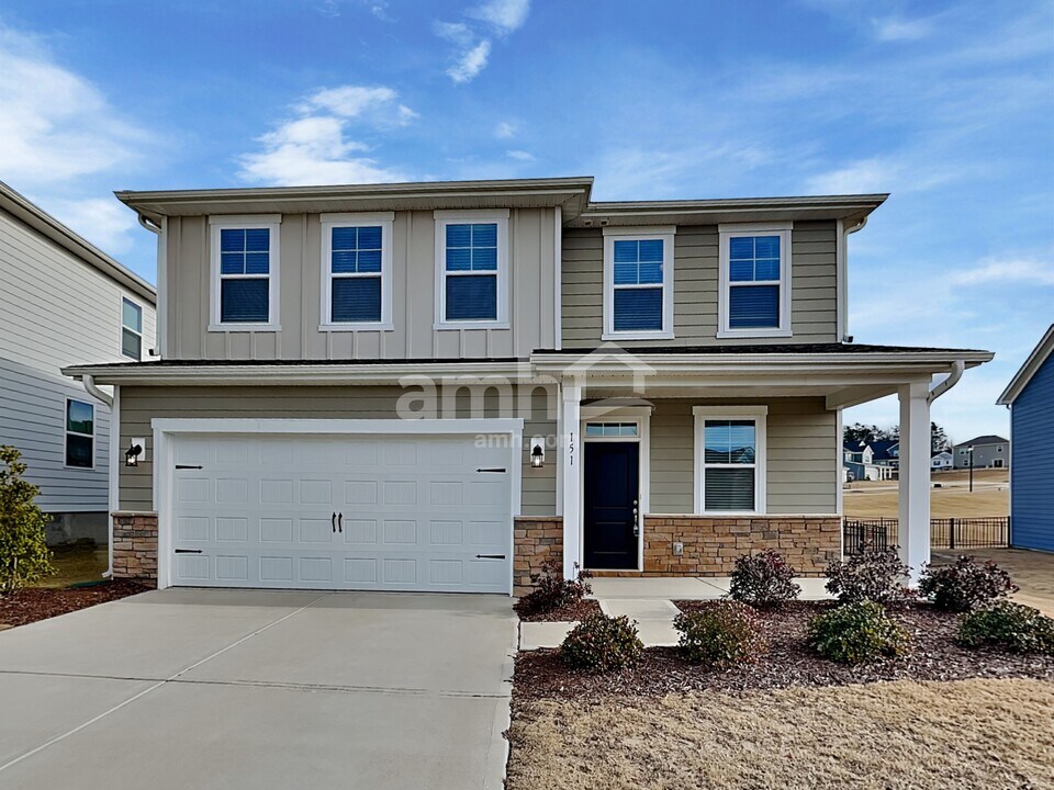 151 Twin River Dr in Mooresville, NC - Building Photo