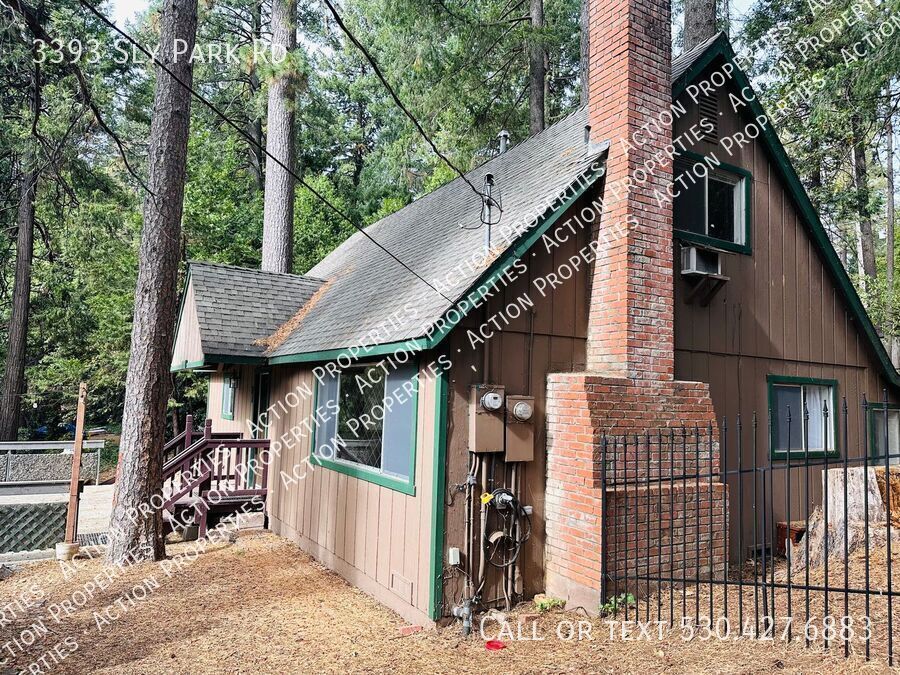 3393 Sly Park Rd in Pollock Pines, CA - Building Photo