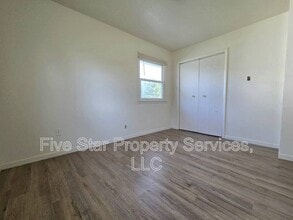 404 E Madison St in Auburn, IL - Building Photo - Building Photo