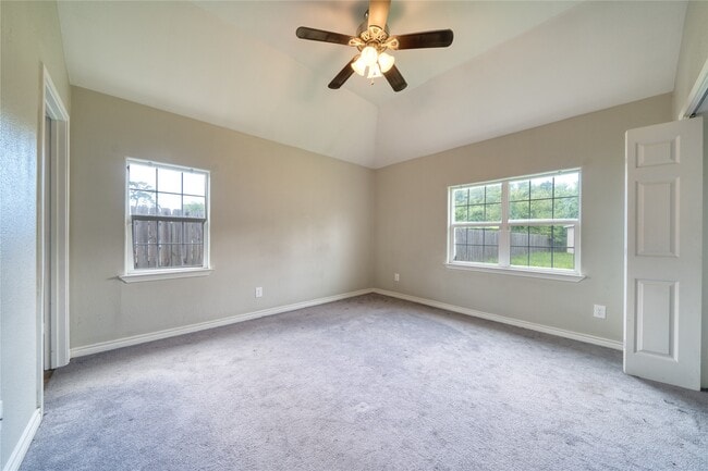property at 319 Dreamland Ave