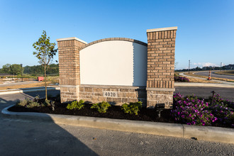 Brier Creek Senior Living Community in Uniontown, OH - Building Photo - Building Photo