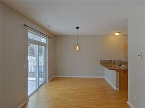 16476 Jarrett Cir in Lakeville, MN - Building Photo - Building Photo